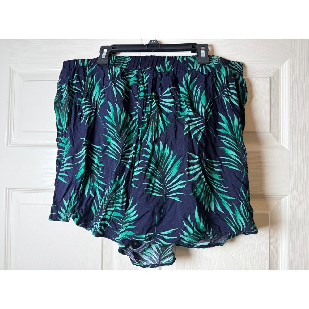 SHEIN Tropical Print Shorts